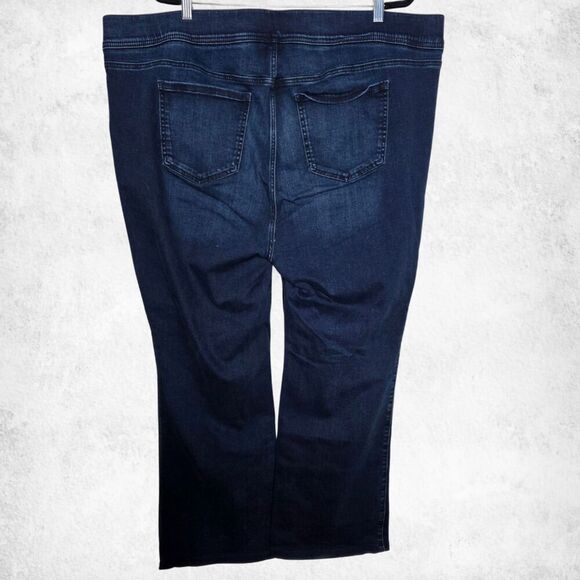 Torrid Lean Jean Slim Boot Super Soft Dark Wash Plus 4R (26) High Rise Pull-On - Picture 3 of 5